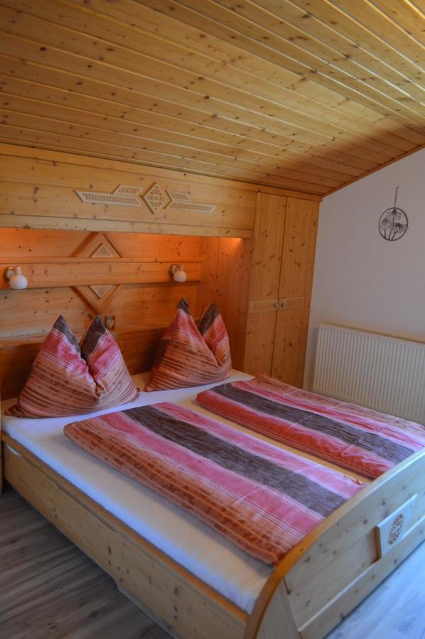Ferienwohnungen Niederarnigerhof Familie Bauernfeind Kals-am Großglockner Buitenkant foto
