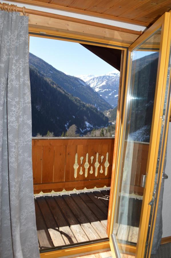 Ferienwohnungen Niederarnigerhof Familie Bauernfeind Kals-am Großglockner Buitenkant foto