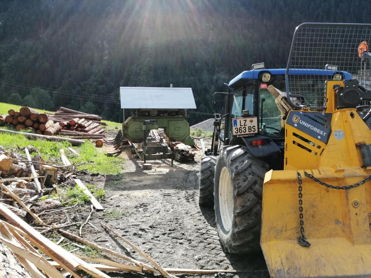 Ferienwohnungen Niederarnigerhof Familie Bauernfeind Kals-am Großglockner Buitenkant foto