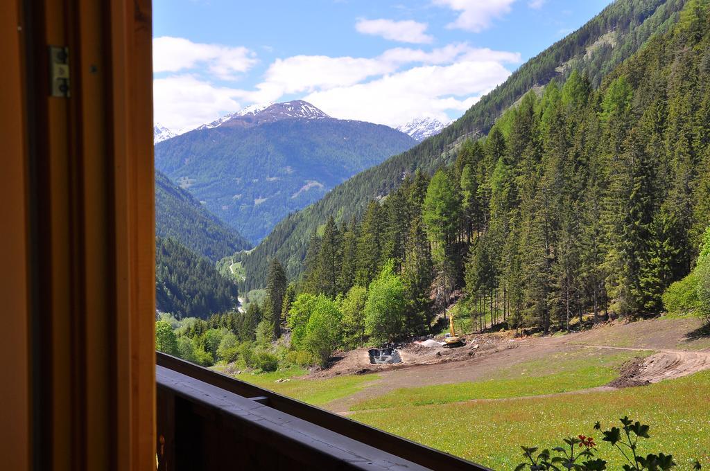 Ferienwohnungen Niederarnigerhof Familie Bauernfeind Kals-am Großglockner Buitenkant foto